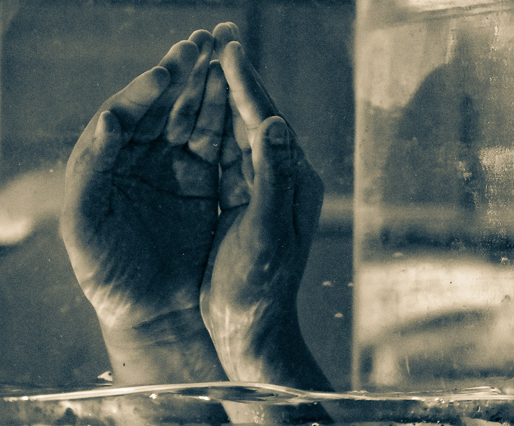 water hands